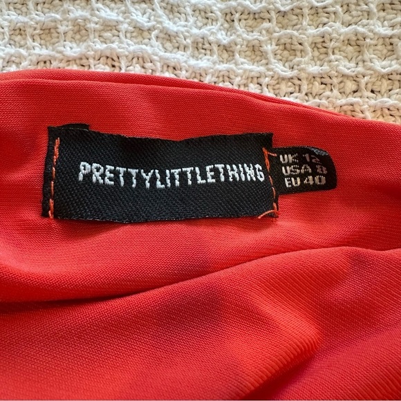 Pretty little thing red ruched tank top women’s size 8 going out crop top - Picture 6 of 8